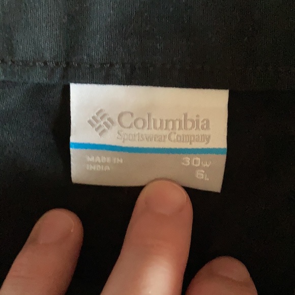 Columbia Men’s 7 in. Shorts. Size 30 W color black - Picture 3 of 3